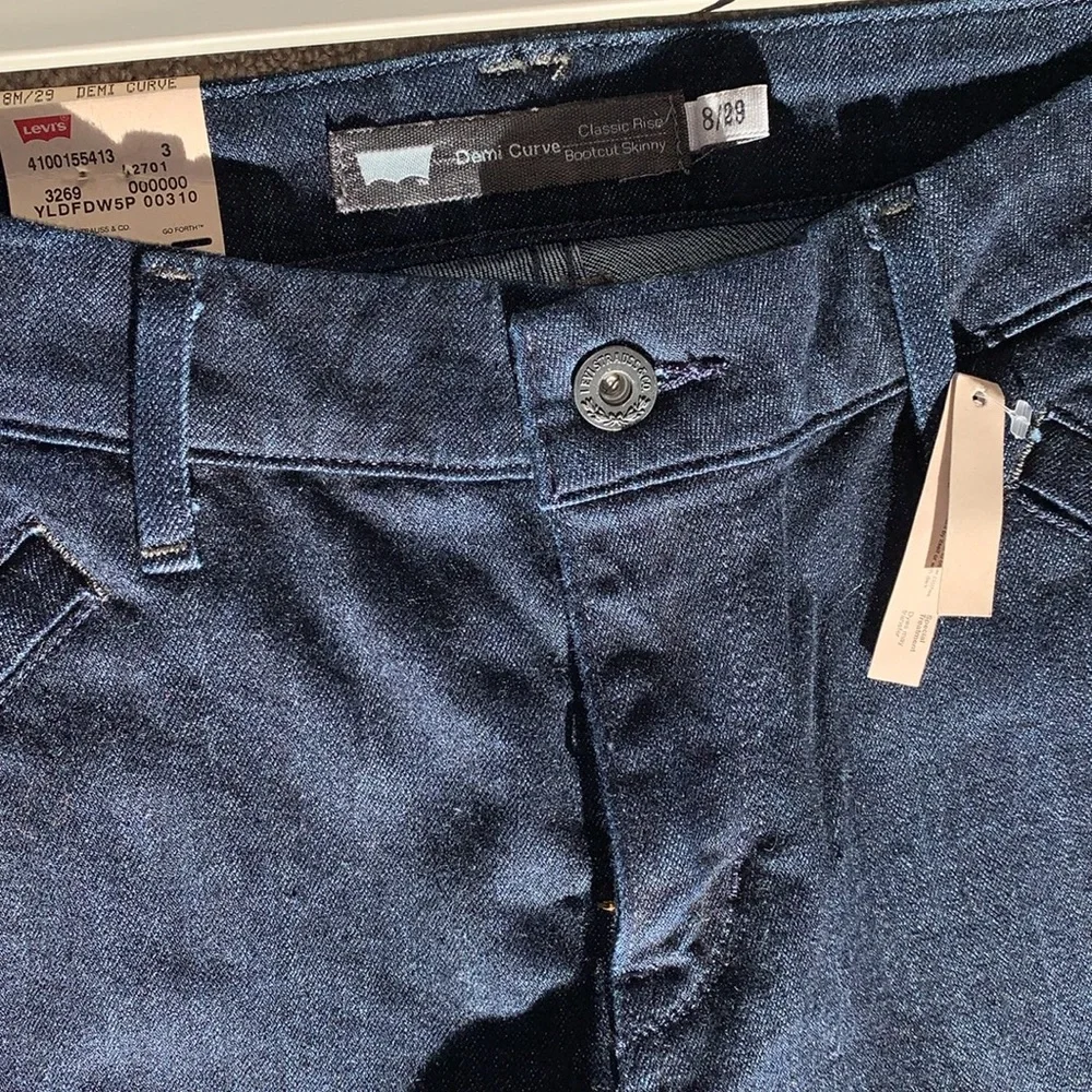 Levis Demi Curve Classic Rise Bootcut - Picture 13 of 16